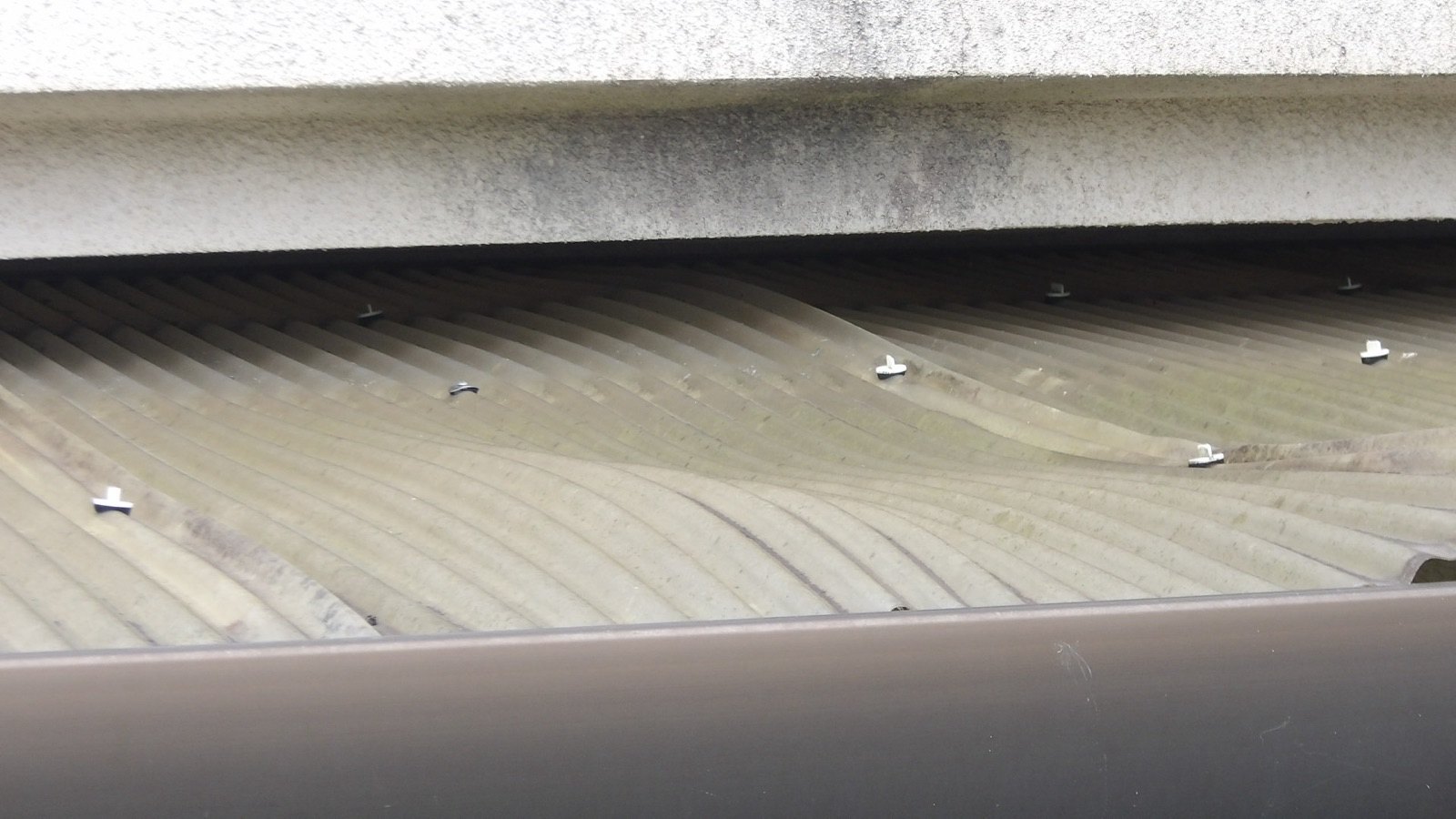 石岡市でポリカ屋根交換施工前