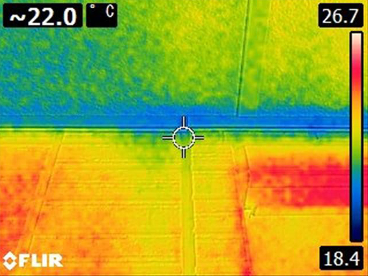 ダイワハウス施工の家サイディング赤外線調査石岡市軒天通気口