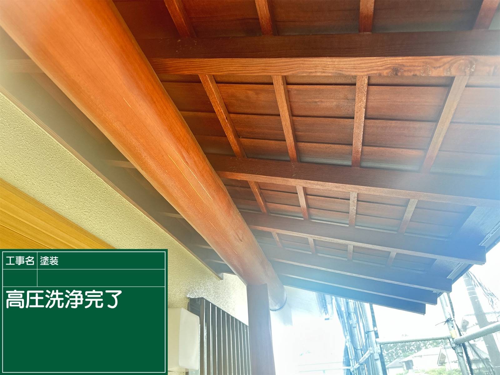 かすみがうら市で木部の防虫防腐・防カビ・防虫塗装をおこないます、30年経過した木部を高圧洗浄