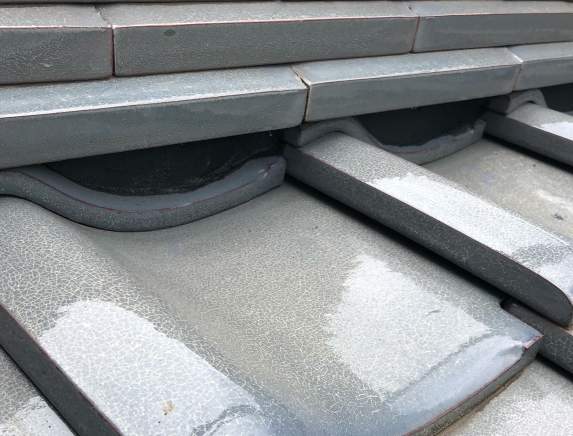 かすみがうら市で訪問業者の仮契約から問い合わせ頂いた漆喰詰め直しの現場詰め直し完了、黒漆喰