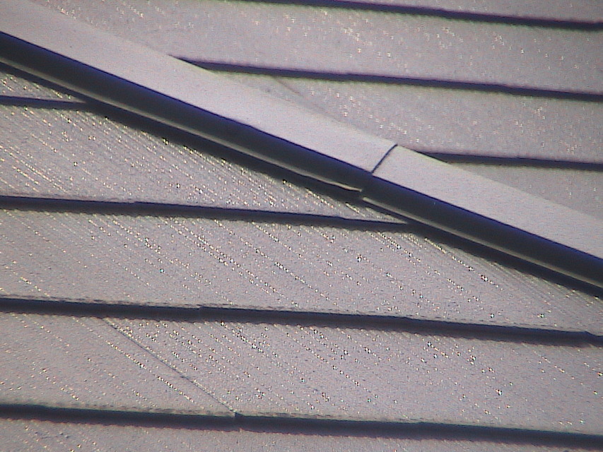 かすみがうら市　棟板金の浮き