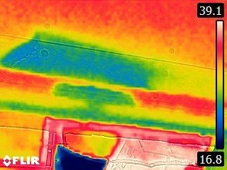 行方市で穴が空いた軒天を張り替え！サーモグラフィーでわかる雨漏り範囲