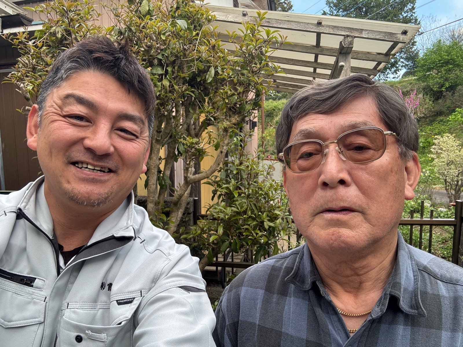 石岡市で金属外壁の外壁と軒天の塗装を行ったお客様の声です✨