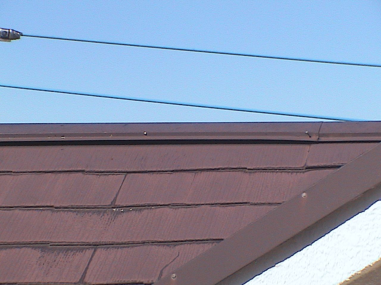 土浦市で浮いた棟板金の交換工事！遮熱塗料スーパーシャネツサーモで仕上げる屋根塗装の全工程