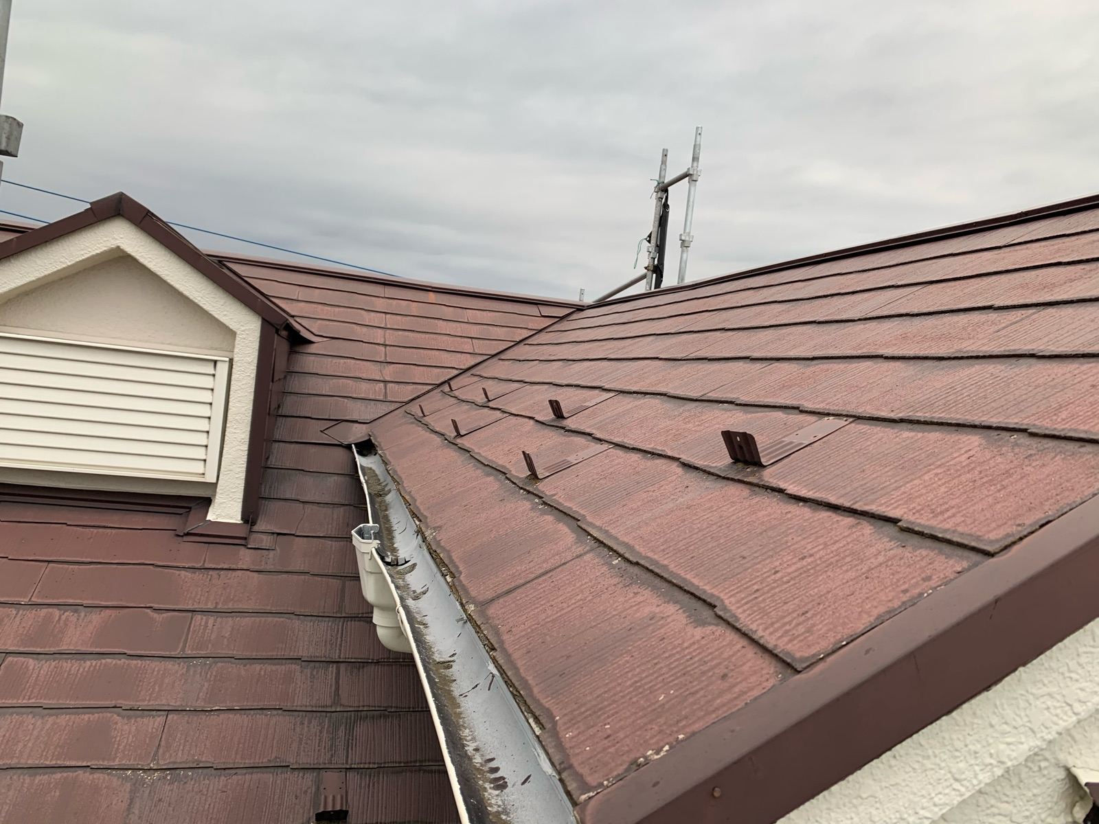 スレート屋根　施工前