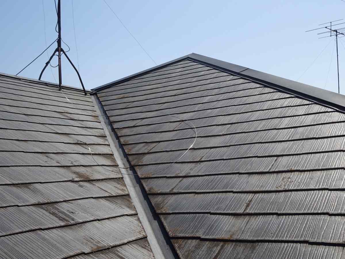 土浦市で築31年のスレート屋根の調査！劣化したスレート屋根に塗装と重ね葺きのご提案！