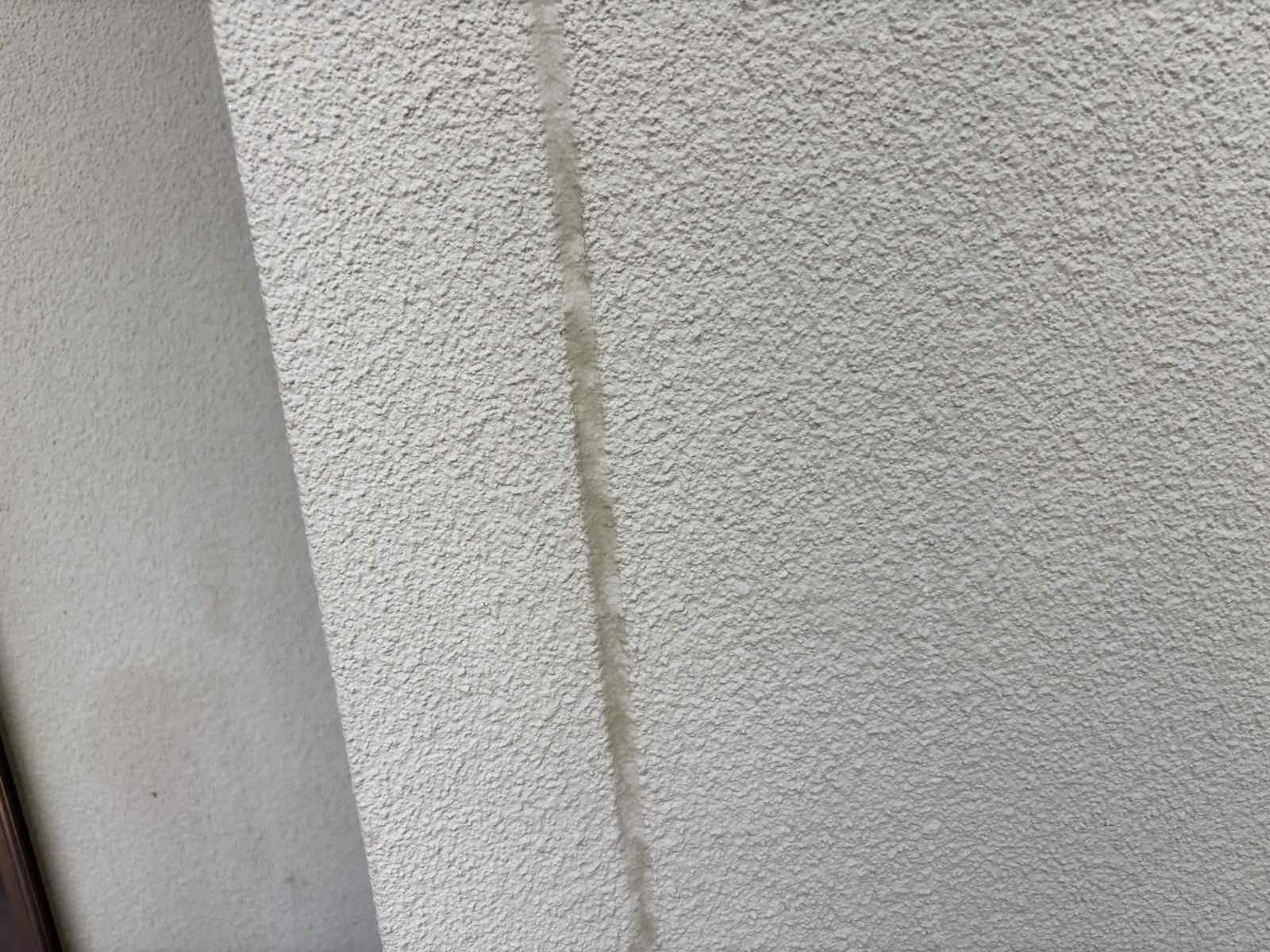 雨漏り対策のために外壁塗装をおすすめしました