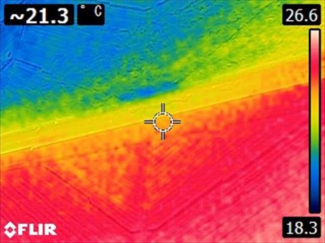 サイディング外壁の雨漏り サーモグラフィー凍害　アパート